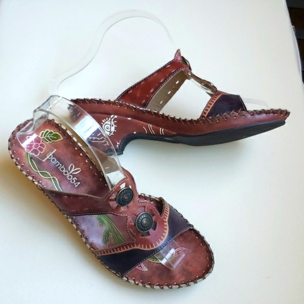Bamboo 54 8 brown embosed slides heel